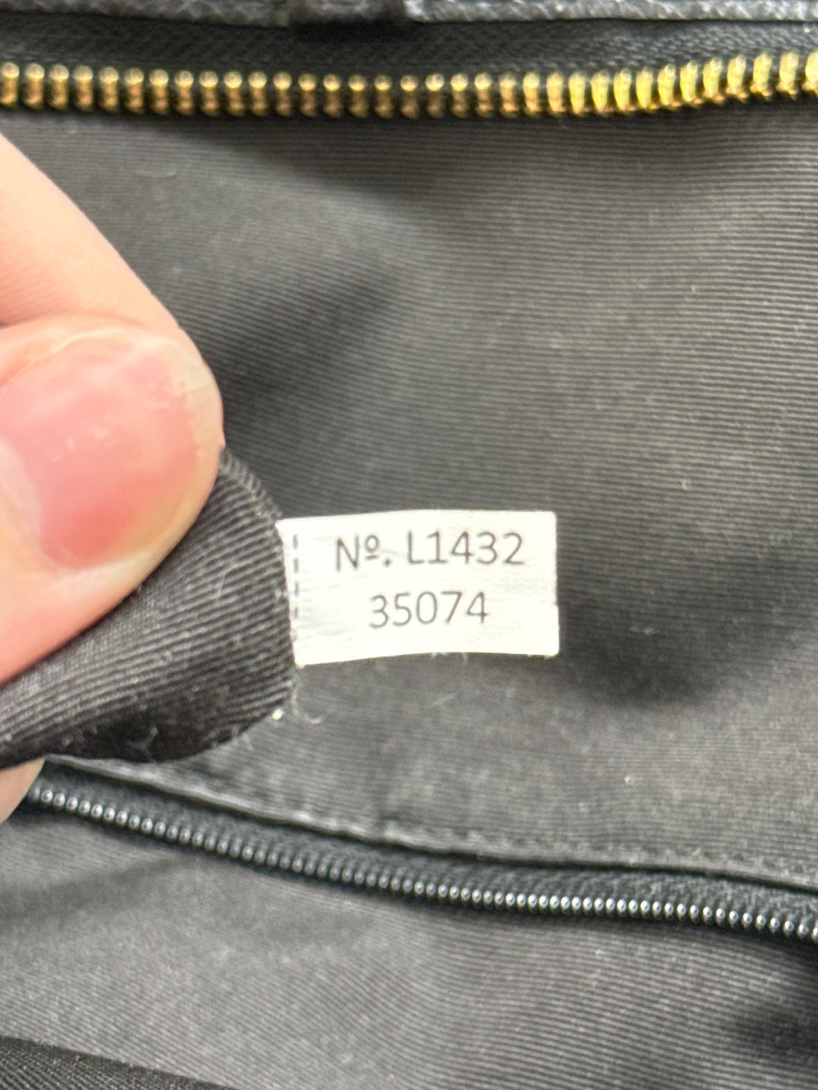 Coach L1432 Brown Leather Sig. Logo Tote Bag AS IS - wear on corners