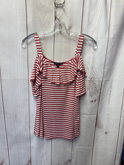Cable & Gauge Women's Size M Red & White Sleeveless Top