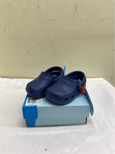 NIB Striderite Boy's Size 7 Navy Shoes