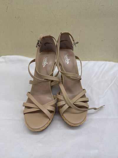 Charles by Charles David Women's Size 9 Tan Sandals Shoes