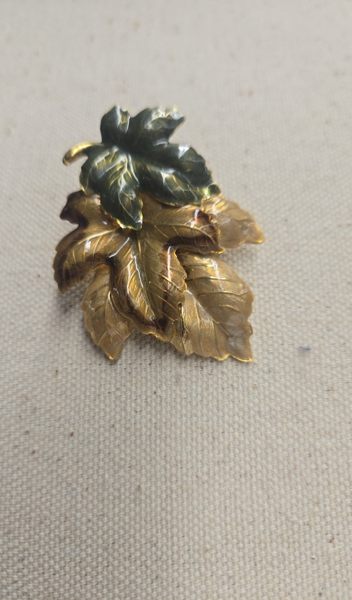 Gold Leaves Brooch Pin