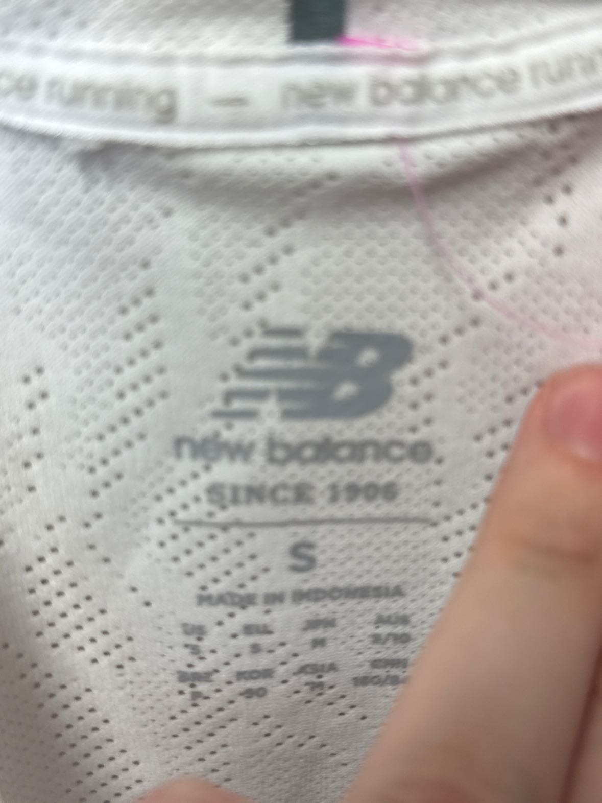 New Balance Women's Size S White Sleeveless Top