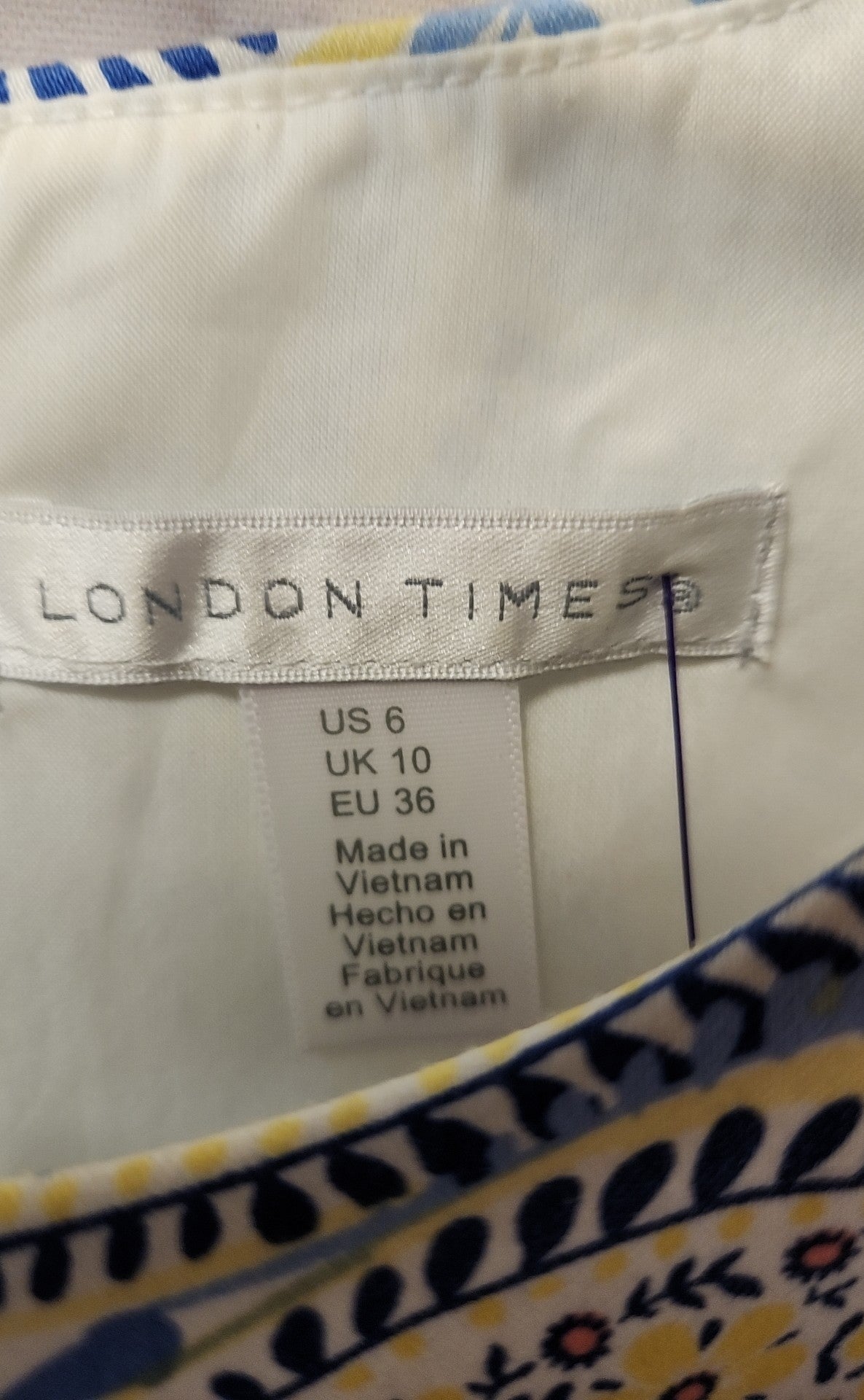 London Times Women's Size 6 Blue Floral Dress