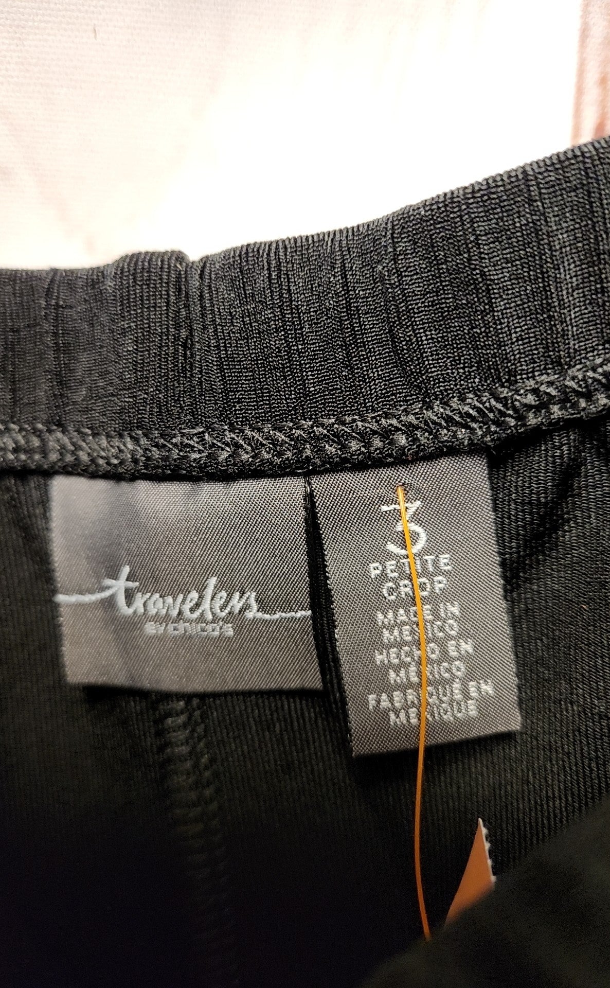 Chico's Travelers Women's Size 3 = US 16 Petite Black Pants Crop