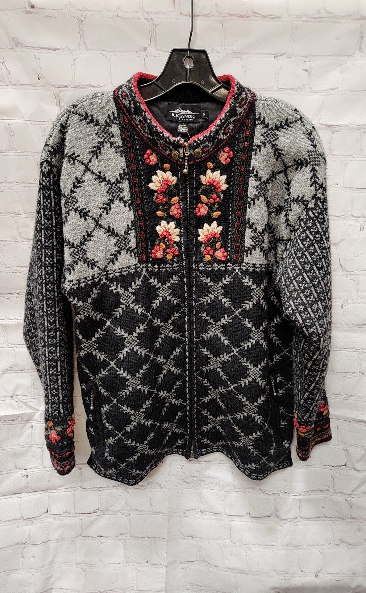 Icelandic Women's Size S Gray Wool Floral Jacket
