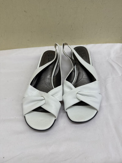 Lifestride Women's Size 9-1/2 White Sandals