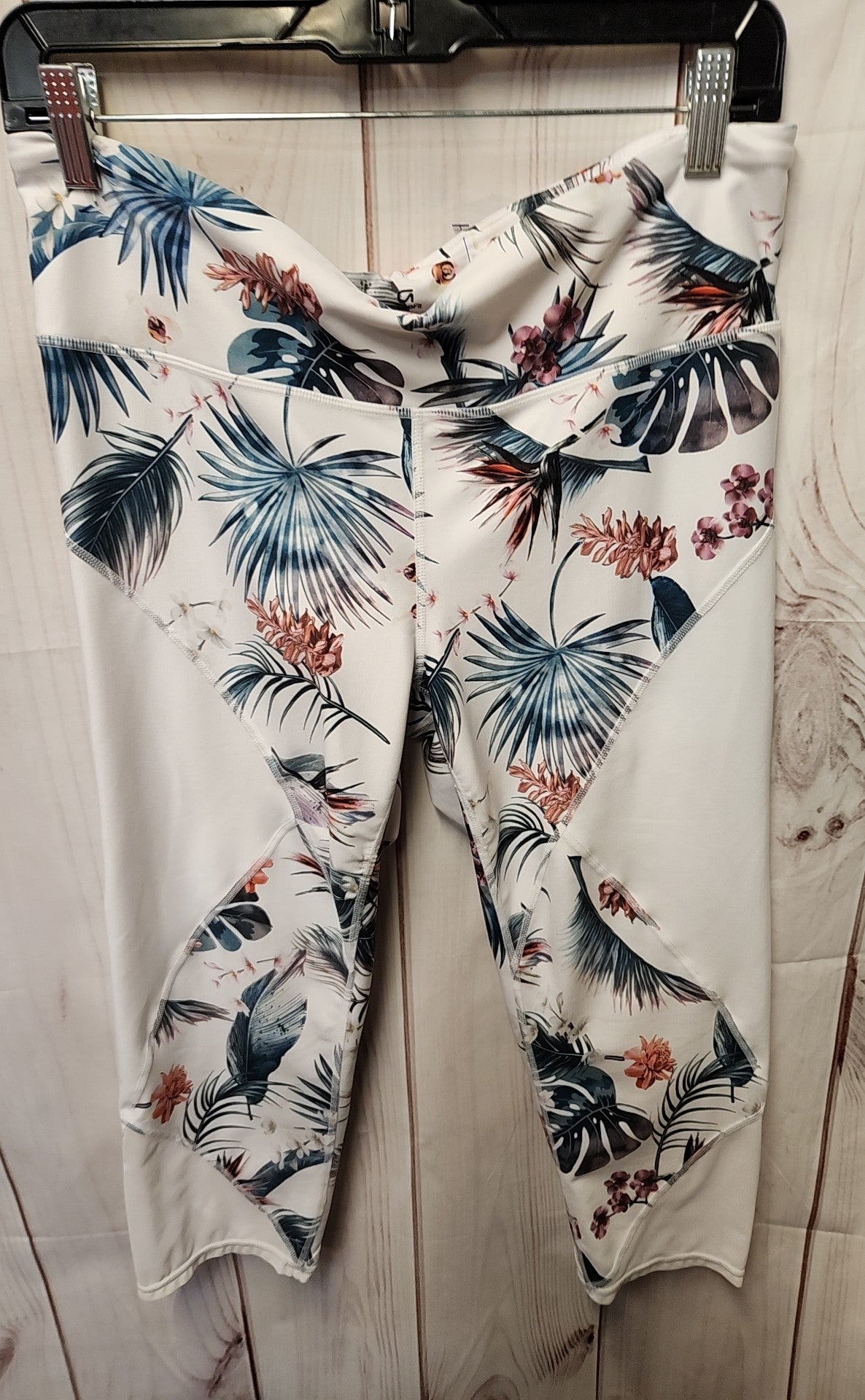 Gap Women's Size L Pink Active Capris