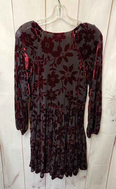 Taylor Women's Size 6 Black & Red Floral Dress
