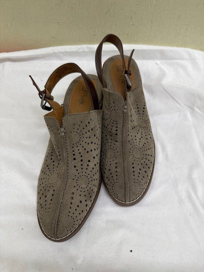Sofft Women's Size 9-1/2 Gray Boots Shoes