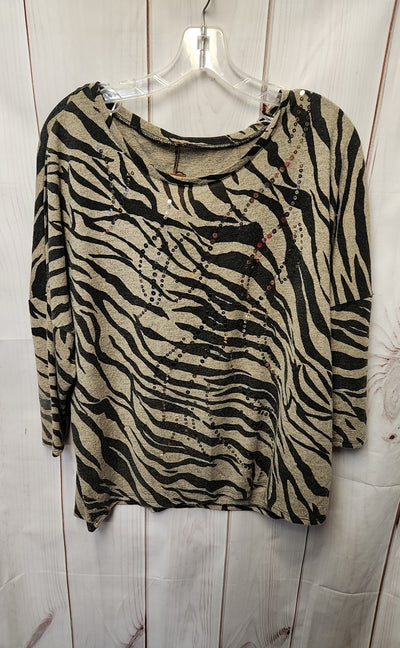 Onque Women's Size L Brown Animal Print 3/4 Sleeve Top