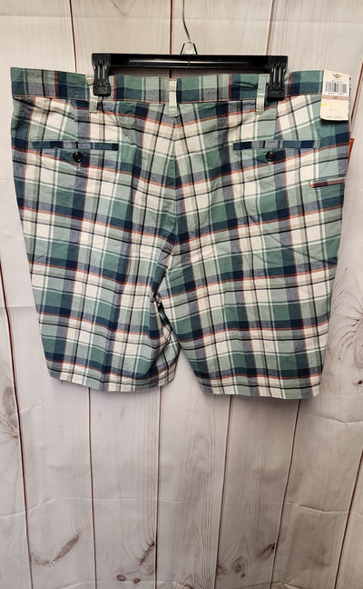 NWT Dockers Men's Size 42 Green Shorts