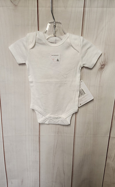 NWT Burt's Bees Boy's Size 0-3 Months White Pajamas