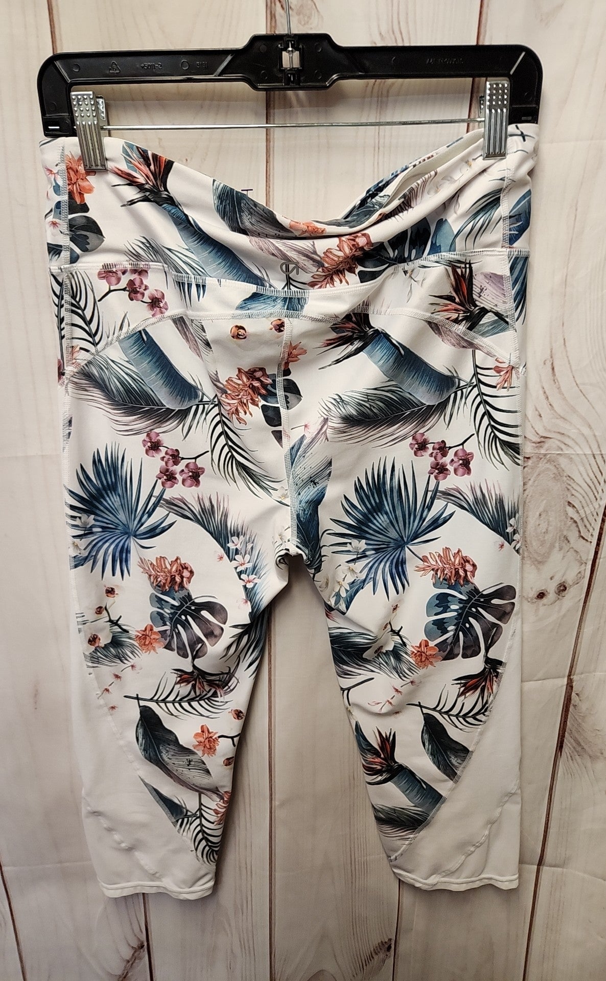Gap Women's Size L Pink Active Capris