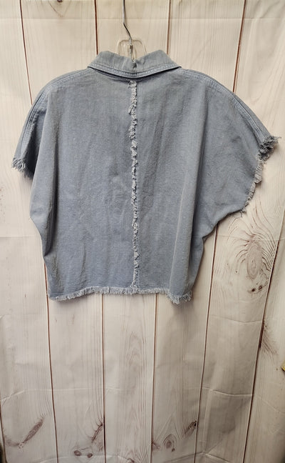 North End Wear Women's Size S Blue Denim Short Sleeve Top