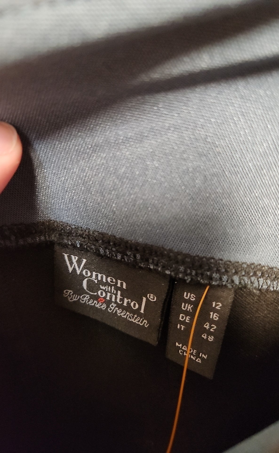Women with Control Women's Size 31 (11-12) Black Jeans