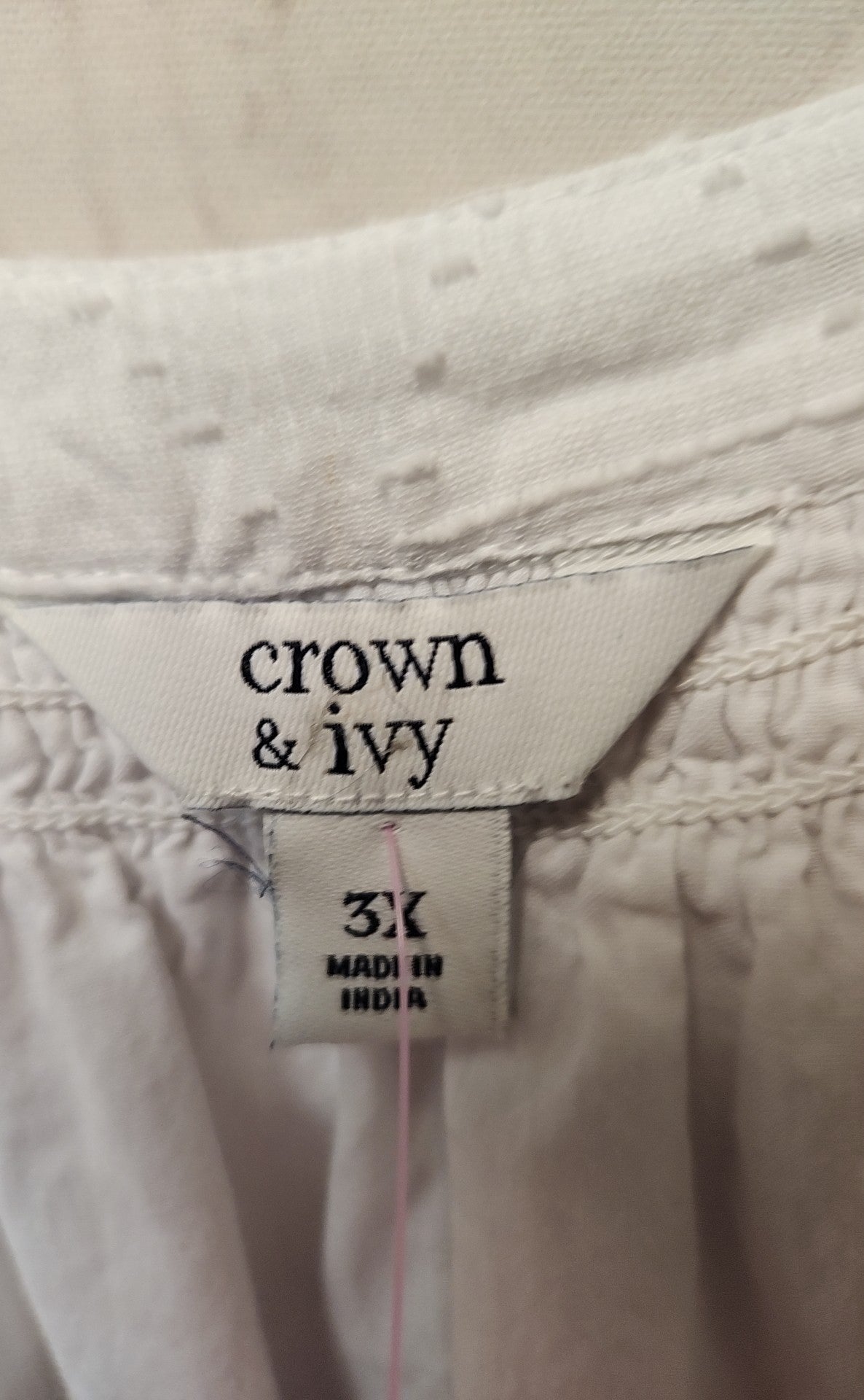 Crown & Ivy Women's Size 3X White Short Sleeve Top