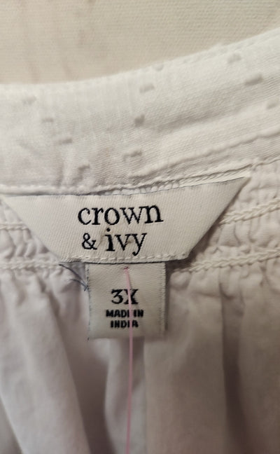 Crown & Ivy Women's Size 3X White Short Sleeve Top