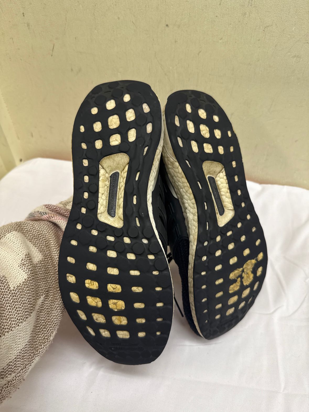Adidas Women's Size 8 Black Sneakers