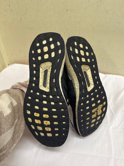 Adidas Women's Size 8 Black Sneakers