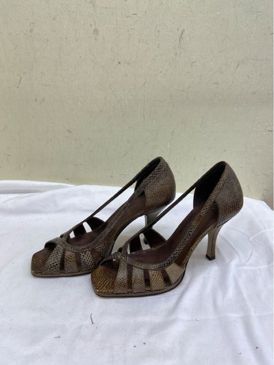 Anne Klein Women's Size 6 Brown Pumps
