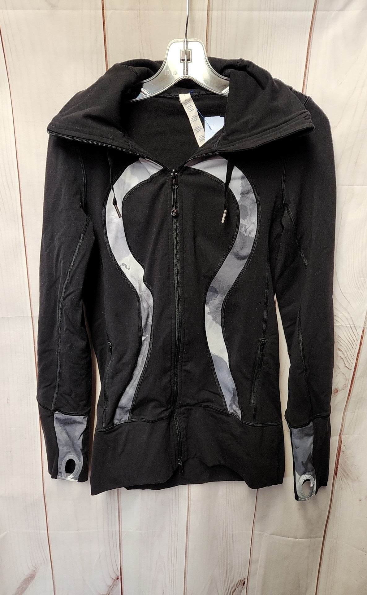 Lululemon Women's Size 8 Black Active Jacket