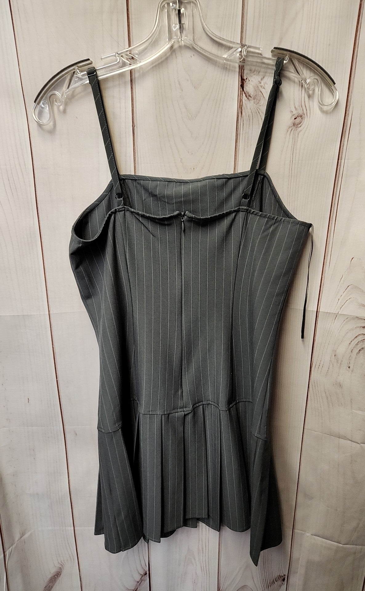 SincerelyJules Women's Size M Gray Dress