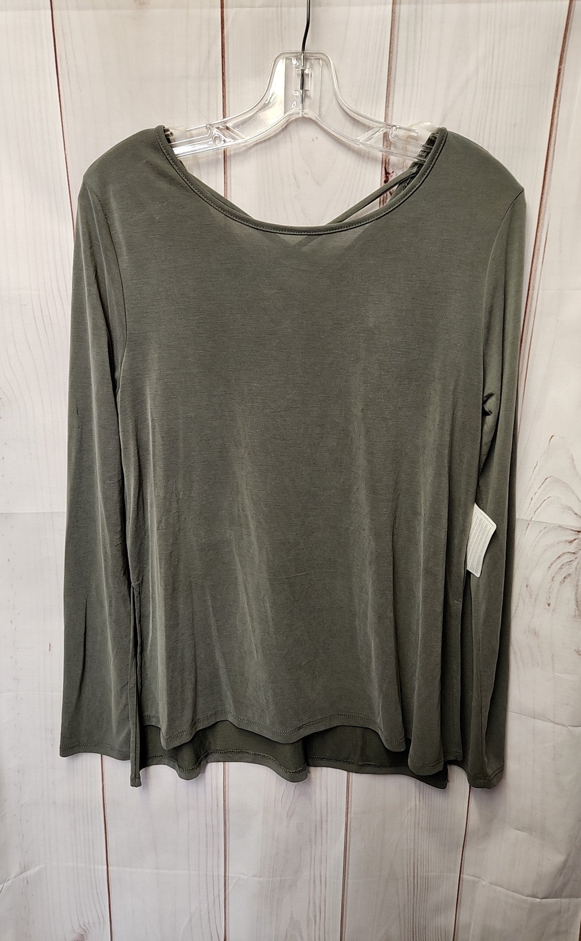 Active USA Women's Size M Green Long Sleeve Top