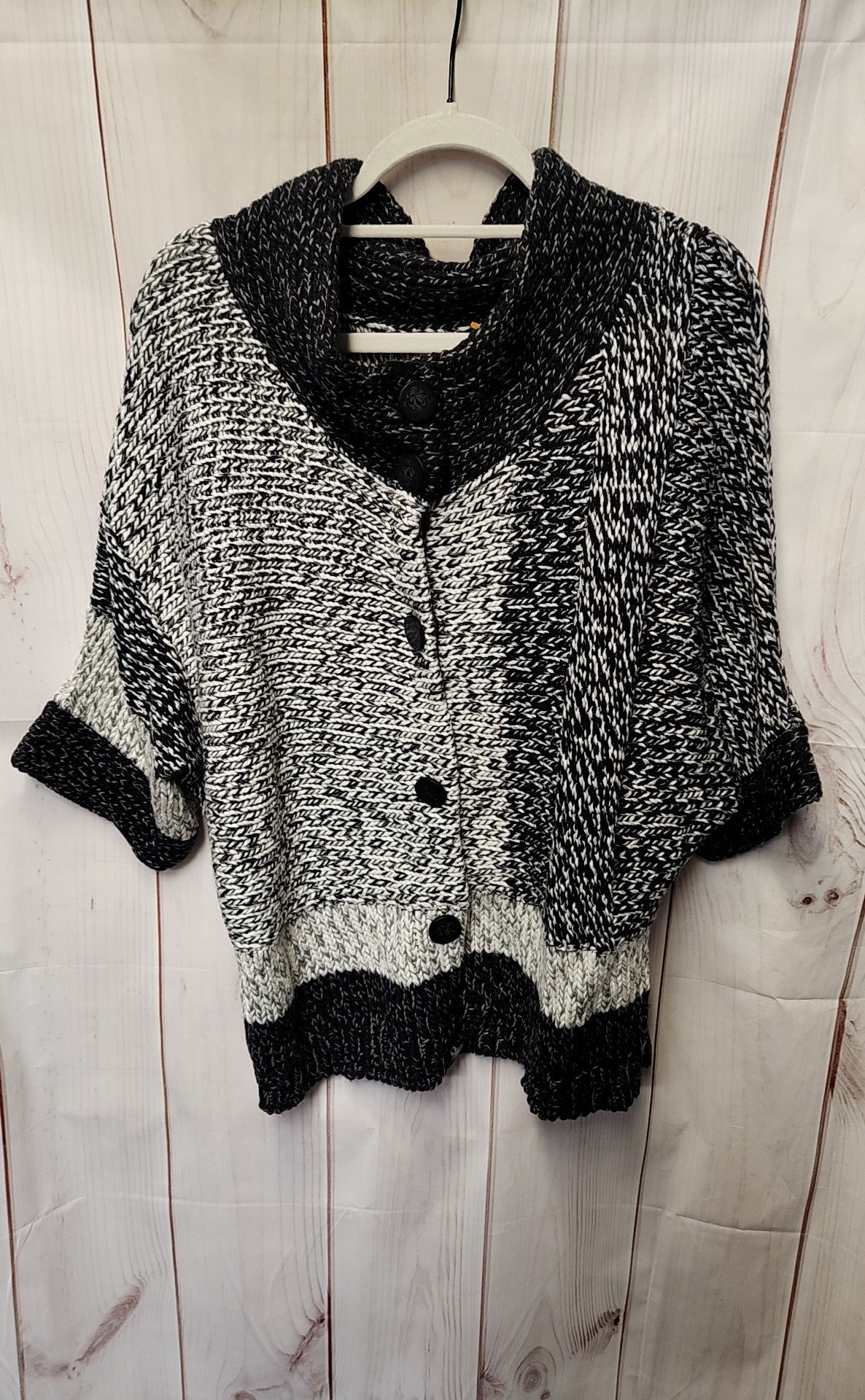 Chico's Women's Size 2 = US L White & Black Cardigan