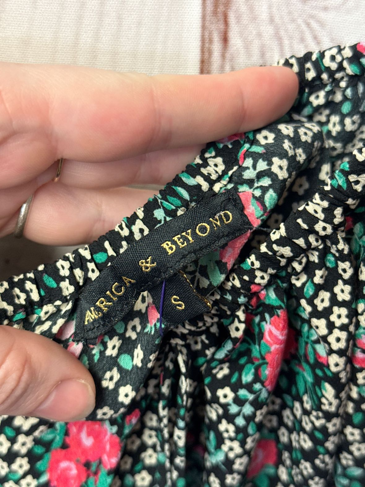 America & Beyond Women's Size S Black Floral Dress
