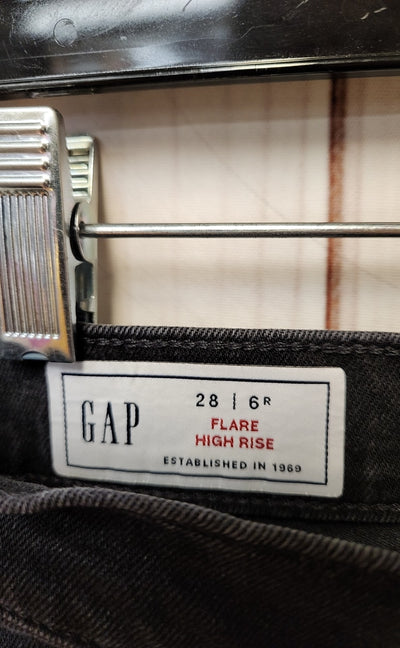 Gap Women's Size 28 (5-6) Black Jeans Flare High Rise
