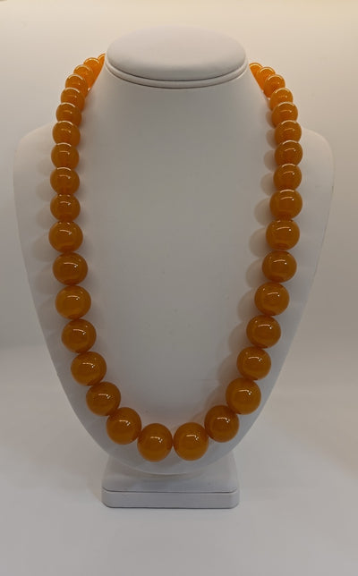 Vintage Natural Butterscotch Egg Yolk Amber Graduated Round Beads Necklace 89g