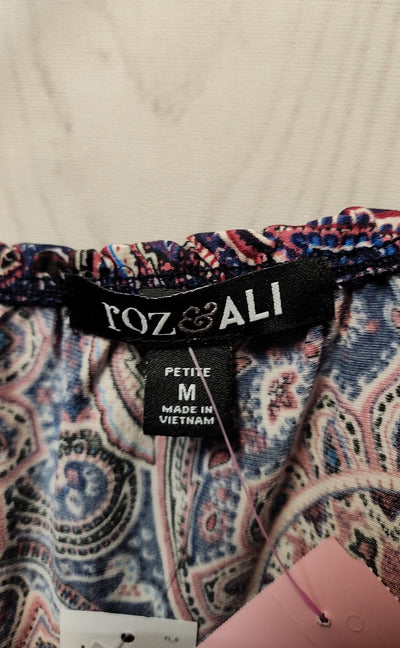 Roz & Ali Women's Size M Petite Blue & Pink Short Sleeve Top