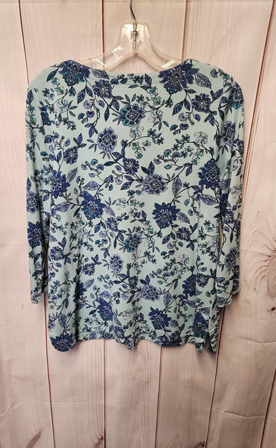 J Jill Women's Size M Petite Light Blue Floral 3/4 Sleeve Top