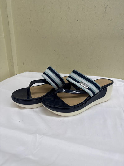 Kenneth Cole Women's Size 7-1/2 Blue Sandals