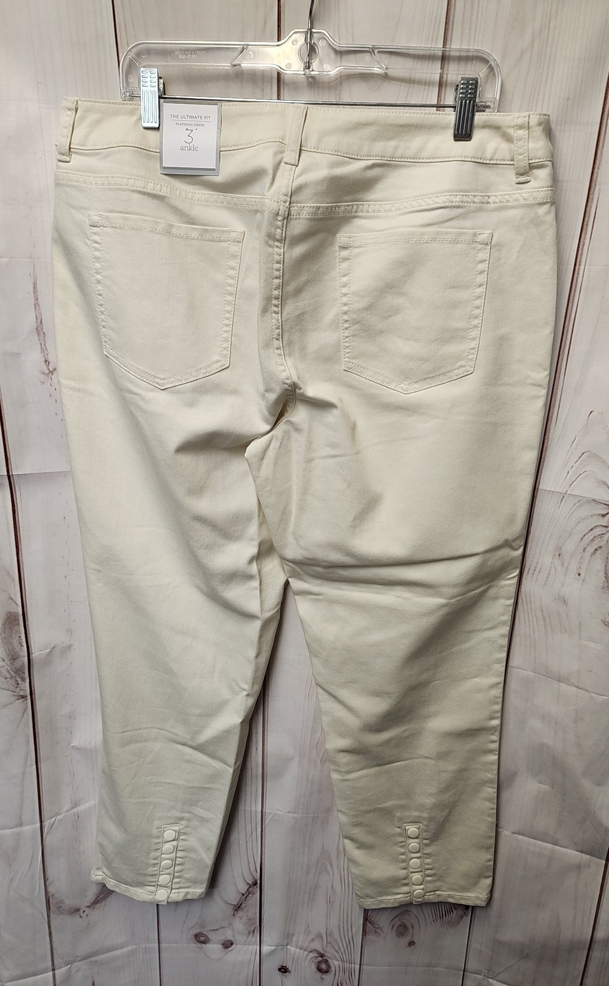 NWT Chico's Women's Size 3 = US 16 White Jeans