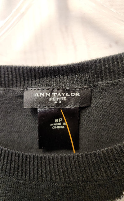 Ann Taylor Women's Size S Petite Black Floral Sweater