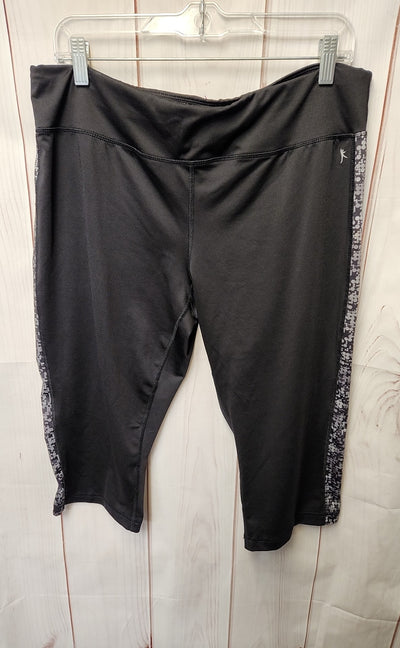 Danskin Women's Size XL Black Active Capris