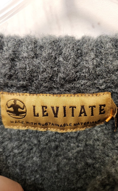 Levitate Women's Size M Gray Sweater