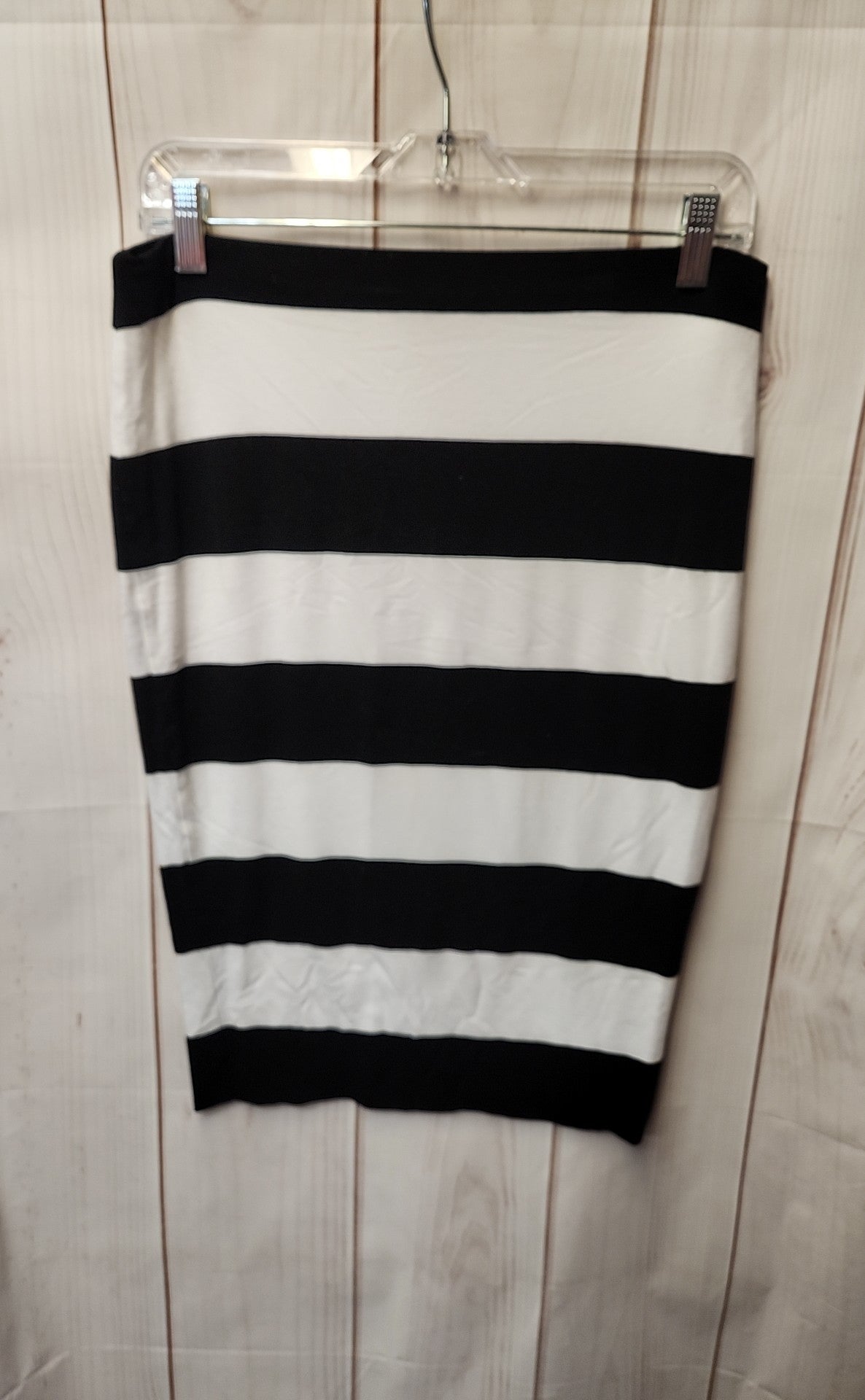 Vince Camuto Women's Size S White & Black Skirt