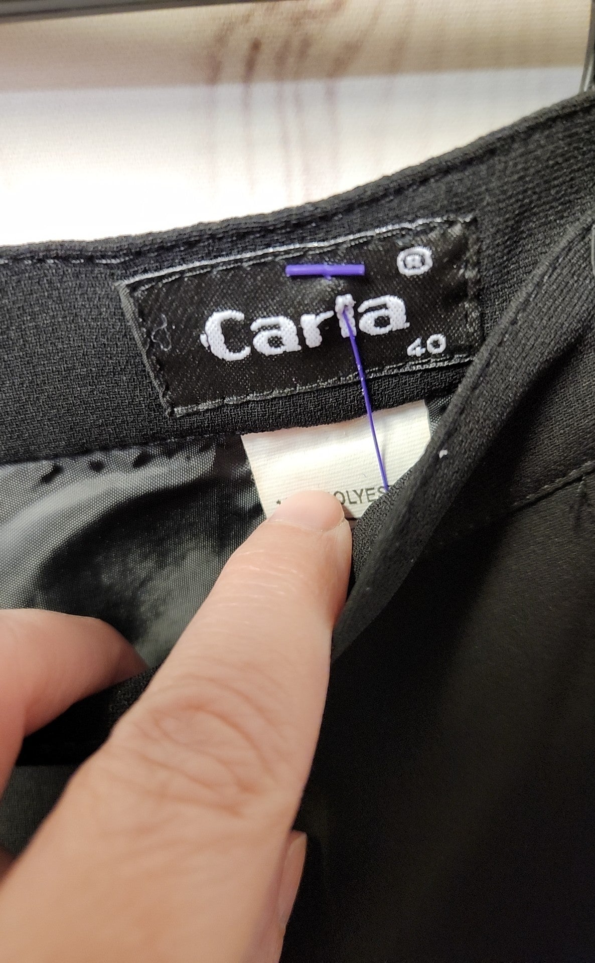Carla Women's Size 40  12 Black Skirt