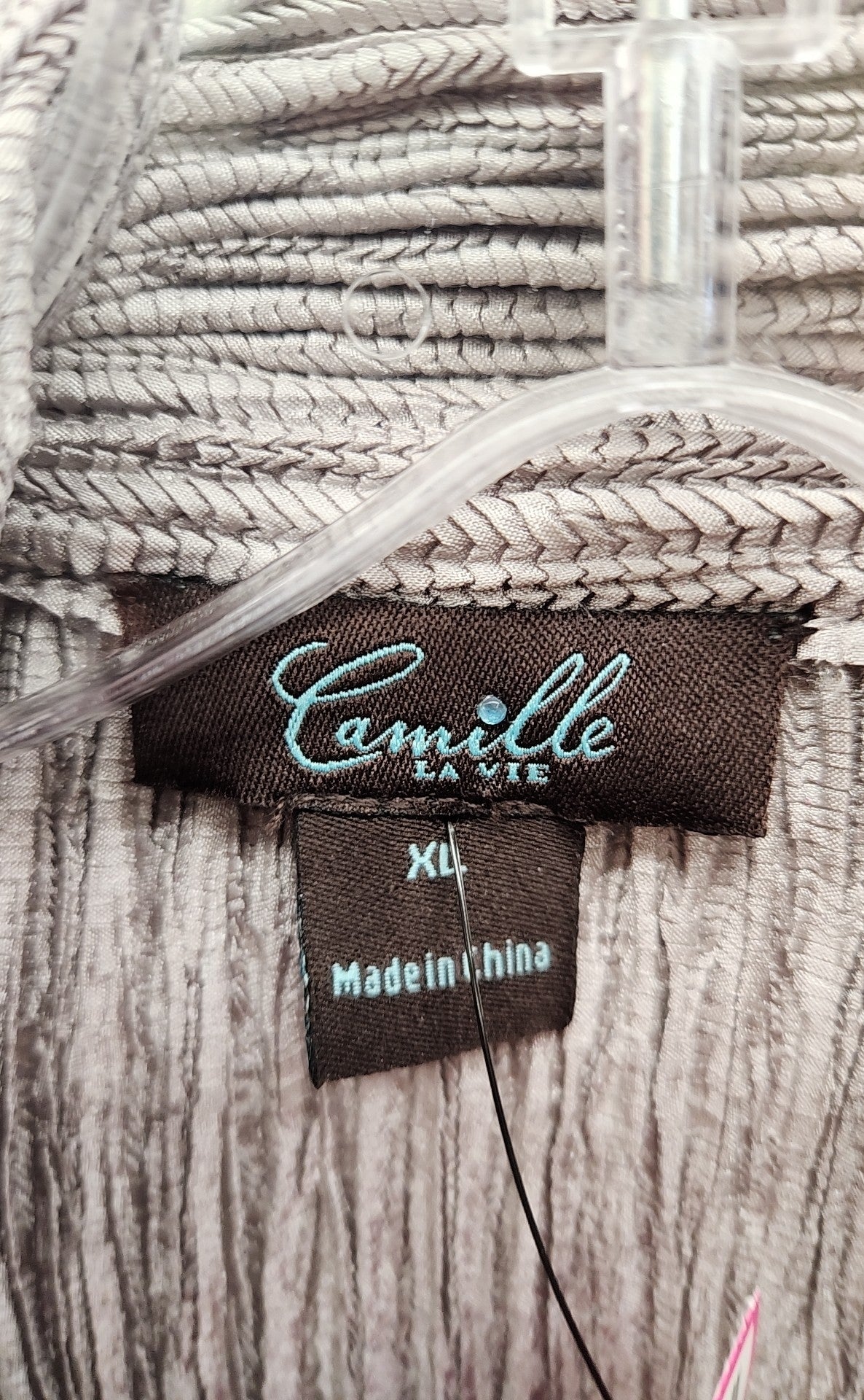 Camille La Vie Women's Size XL Gray Cardigan