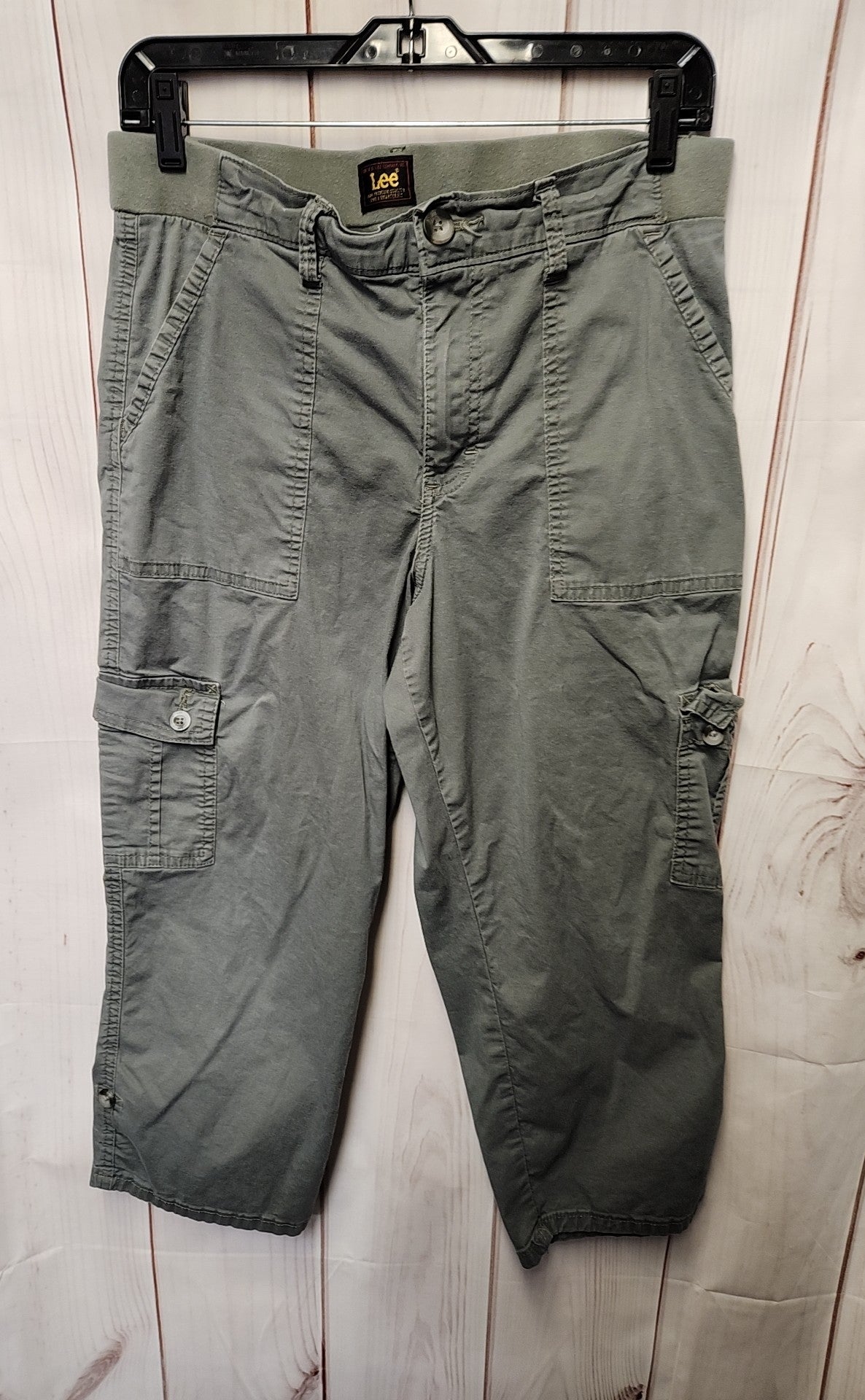 Lee Women's Size 8 Gray Capris