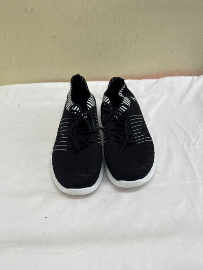 Danskin Women's Size 8-1/2 Black Sneakers