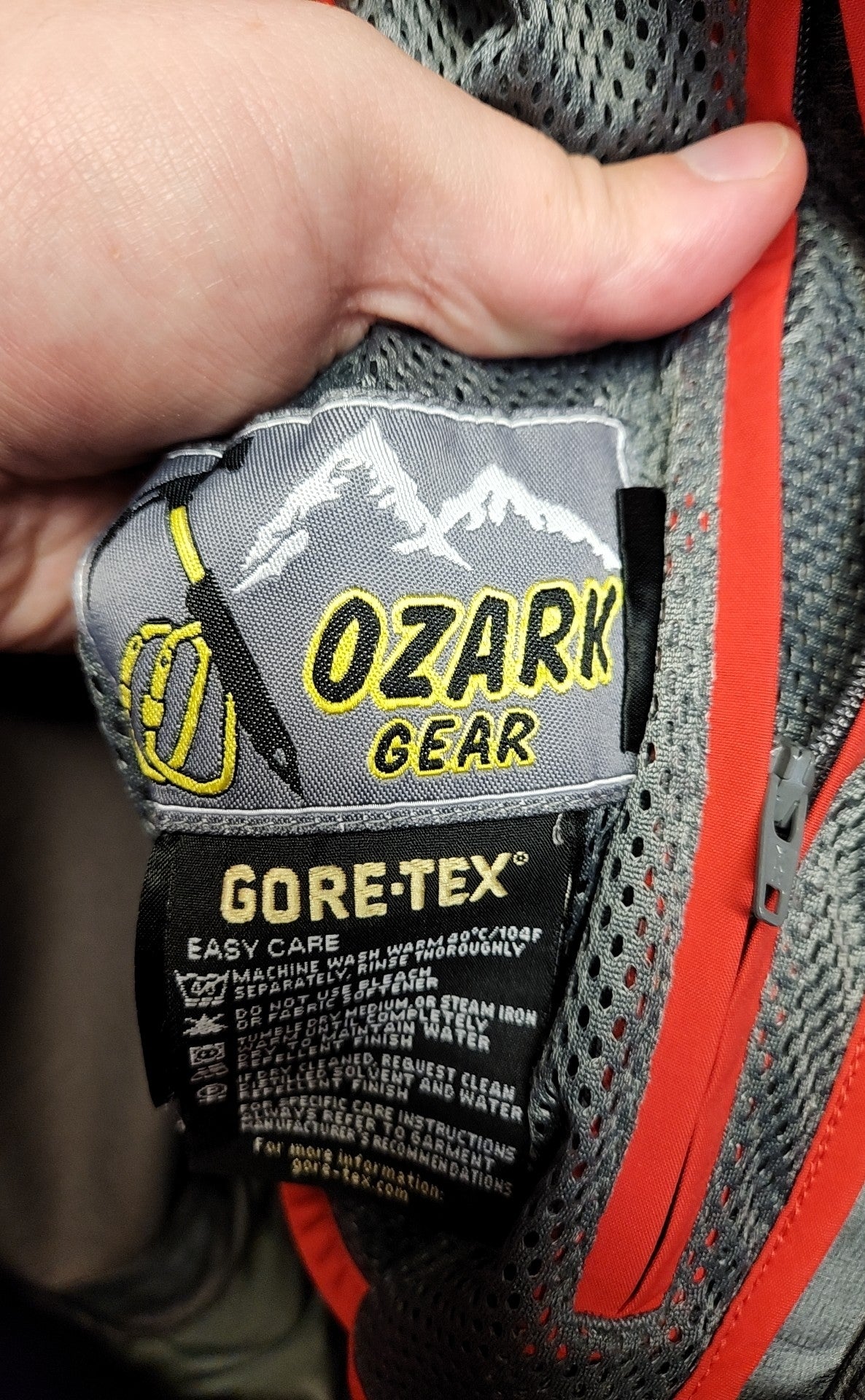 Ozark Gear Men's Size M Red Jacket