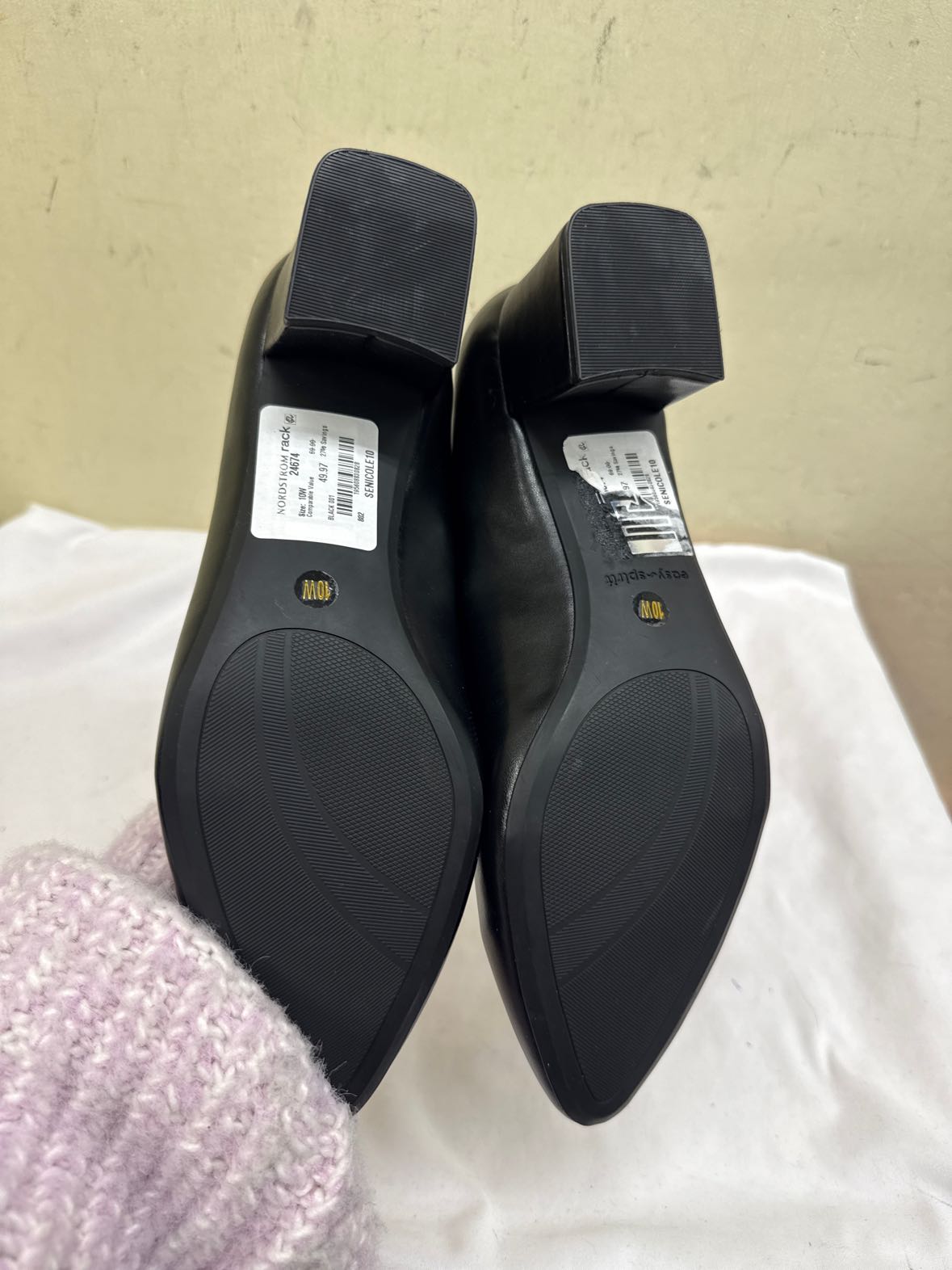 Easy Spirit Women's Size 10 Black Pumps Shoes