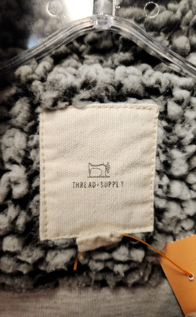 Thread & Supply Women's Size M Gray Sweatshirt