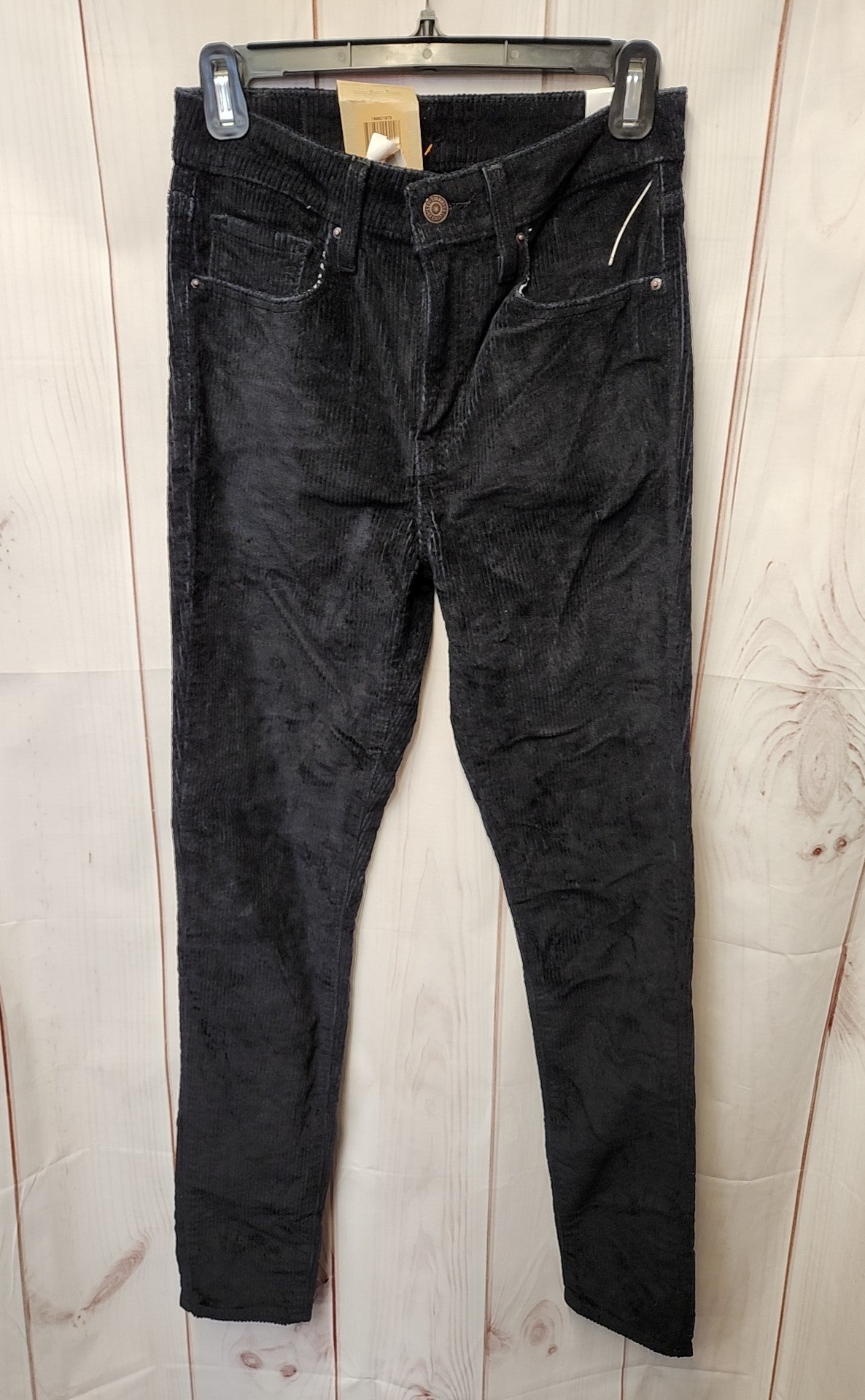 NWT Levis Women's Size 27 (3-4) Black Pants 721 High Rise Skinny