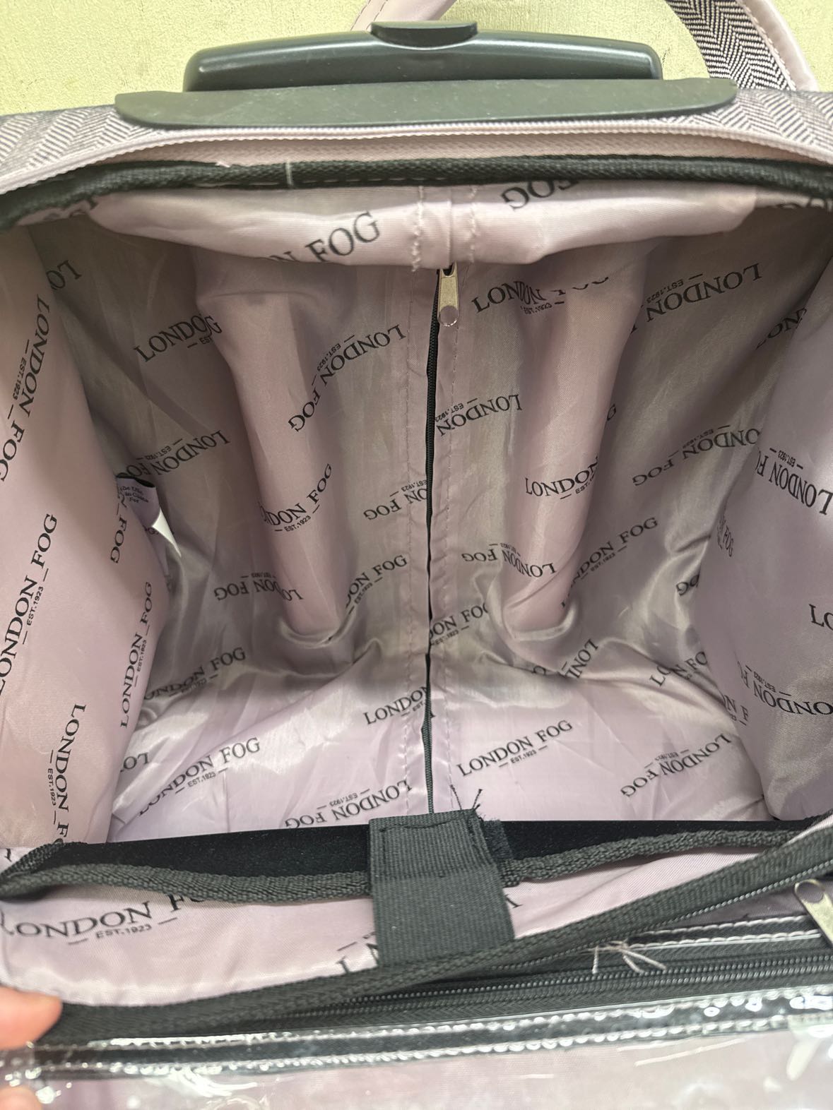 London Fog Purple Sheffield Soft Shell Carry On Luggage AS IS - wear on corners