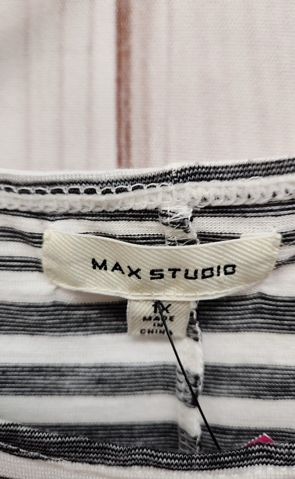 Max Studio Women's Size 2X Gray Sleeveless Top