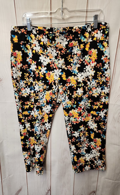 Zac & Rachel Women's Size 16 Black Floral Capris